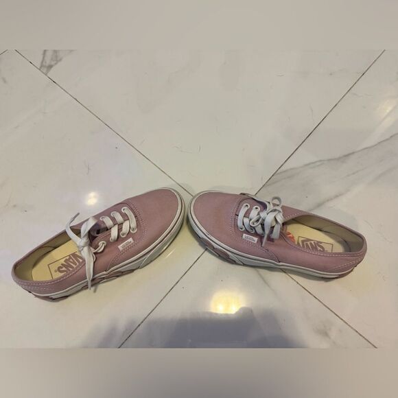 Vans Pink Sneakers Classic Low-Top Style - Picture 7 of 11